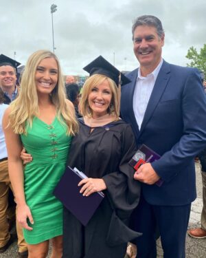 Nicole Kornet Instagram - Jack of all trades, master of business