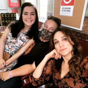 Nicole da Silva Instagram - There are so many talented people that work tirelessly behind the scenes on @9doctordoctor, and I definitely don’t have enough pics of them all. Nonetheless, they’re all family. So from ours to yours, enjoy tonight’s episode of #9DoctorDoctor ❤️ 830pm @channel9 @pettivass @chloebayliss5 💖 #MakeItAustralian #TheHeartGuy #FamBam