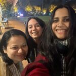 Nikhita Gandhi Instagram - I like it when there are people in my selfies 🍾 #decembervibes