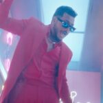 Nikhita Gandhi Instagram - It’s time for you to get Hukku - ed to #HighHukku! Official Music Video Out Now on @tips Official YouTube channel. @ifeelking @nikhitagandhiofficial @shwetasharda24 @kumartaurani @punitjpathakofficial @adityadevmusic