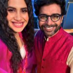 Nikhita Gandhi Instagram - Had the most fun on the sets of #Dadagiri with such talented and renouned artists! Catch us on Dadagiri on Zee Bangla! (Repeats today as well❣️) #dadagiri #zeebangla