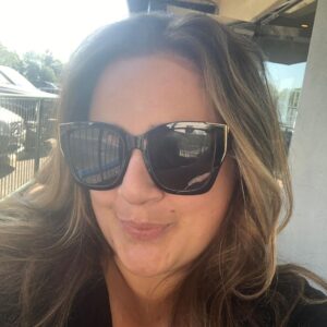 Nikki Blonsky Instagram - Big, Blonde and Beautiful. 
Thanks @craiggangi for the amazing new look! If you are in LA make sure you check out his salon!
