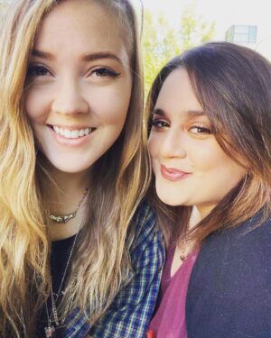 Nikki Blonsky Instagram - It’s super early on this Sunday morning and I woke up and knew exactly what I had to do… I wanted to make a little something special for my love to wake up to. @theyleyjo has no idea I’m up writing this as they sleep so soundly but I had to tell you all, my followers that my heart has never been cared for in such a way by another human. Hailey is kind, loving, generous, HILARIOUS and so much more. They are fiercely independent and make me feel like the luckiest person on earth. @theyleyjo I’m so lucky to love you, thank you for letting me. You light up my world every day and you make me feel like I can do anything, you encourage my dreams and support them as I will always do for you! Love you honey! Happy Sunday💋🫶