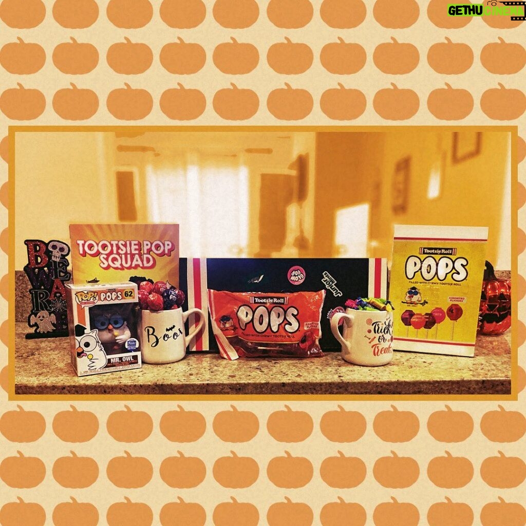 Nikki Blonsky Instagram - @tootsieroll has always held a special place in my heart. Every time I eat one I’m transported back to my childhood, surrounded by family. One of my favorite memories will always be trading any candy I had for my brother’s tootsie pops after a night of trick or treating!🎃🎃 My @tootsieroll’s are filled with memories, what are yours filled with? #ad #filledwithmemories #filledwithfun #tootsieroll #halloween #trickortreat