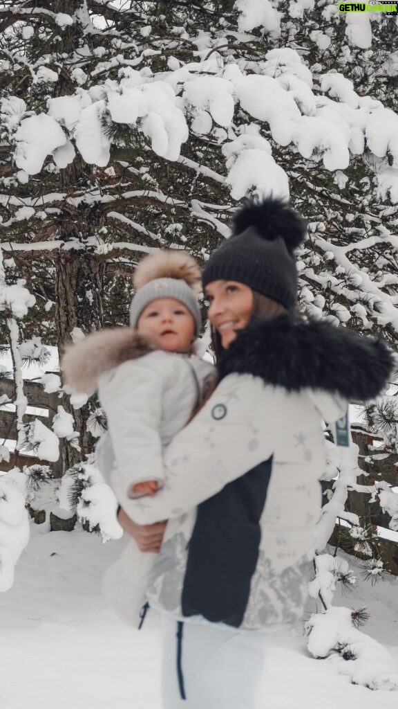 Nikol Švantnerová Instagram - First winter🤍❄️ #weareready