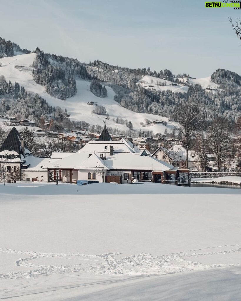 Nikol Švantnerová Instagram - Na tohle jsem se těšila❄️🗻 #winterlover Kitzbühel, Tirol, Austria