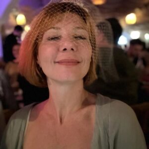 Nilgün Türksever Instagram - iş güç,eylül, hep yol,kavuşma, köprü ayı dayı offf tamamen sıkıntıdan..karavanda uzun bekleyenler anladı..