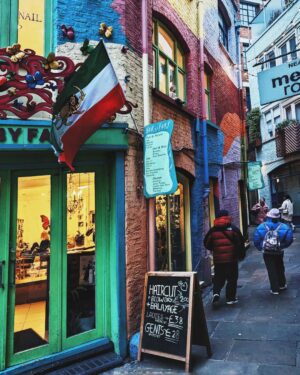 Nima Akbarpour Instagram - 🦁☀️
I took the photo and after a while noticed the lion and sun flag.
Neil's Yard, One of the hidden passages in Covent Garden.
اول عکس رو گرفتم و به خورده بعد متوجه پرچم #شیروخورشید شدم.
یکی از گذرهای پنهان کاونت گاردن.