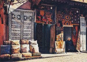 Nima Akbarpour Instagram - #Marrakech #old #Bazaar #souk #Morocco #carpets #rug
فرش‌فروش #بازار #قدیمی شهر #مراکش در #مغرب