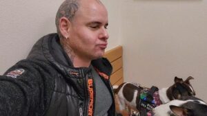 Nina Flowers Instagram - Brought the puppies for a quick check to the vet. They got this weird cough that has me really worried. Hope is nothing serious 💙 Have a nice rest of the day😘