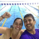 Nina Morena Instagram - Da alegria de voltar a nadar! Há 3 semanas tive uma lesão na perna e agora estou bem! 🙌🏼 Quero agradecer primeiro ao @wanderleysantos, meu amigo, meu coach, que me estimula, me atura reclamando, me acalma qdo rompo meu quadripecs... A todo mundo da @aquasport_vlmadalena, da @kinexfisio que me cuidou no dia. Meus “companheiros aquáticos” da @yellowcap_oficial, sempre tão queridos! Valeu, galera! Tô de volta!!! Vamos juntos! 🤜🏼🤛🏼🏊🏻‍♀️