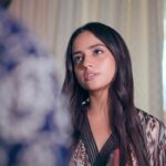 Nisha Guragain Instagram - Jab Koi Naya Mil Jaata Hai To log Aisa Kyu Karte Hai ?? #trendingreels #trending . Shoot & Edit - @sonucreative