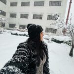 Nisha Guragain Instagram - Do you like snow ? Manali