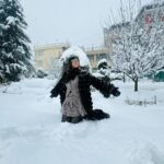 Nisha Guragain Instagram - Do you like snow ? Manali