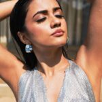 Nisha Guragain Instagram - Fake people have an image to maintain. Real people just don’t care….. 🖤 📷 - @official.khushal.photography Mua- @makeupbybharti Goa