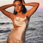 Nisha Guragain Instagram - I’m getting some beach therapy.🏖️ @official.khushal.photography