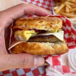 Nobi Nakanishi Instagram - What a beauty. This is the sausage egg biscuit I should have grown up with (sorry MickeyD’s). Also great to see the folks from @hereslookingatyoula still going strong at @alldaybabyla