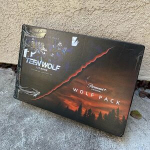 Nobi Nakanishi Instagram - What is this thing that showed up on my doorstep @paramountplus @teenwolf @wolfpackonpplus ⁉️ #unboxing #teenwolf #wolfpack #paramountplus