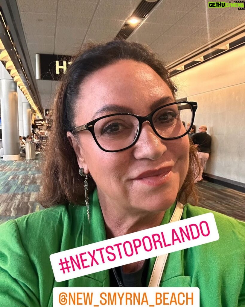 Norah Casey Instagram - Off to a cool beach resort east of #orlando … looking forward to sharing some great activities #cycling #kayaking #yoga #anothersidetoflorida @new.smyrna.beach Delta Airlines, Miami Intl Airport