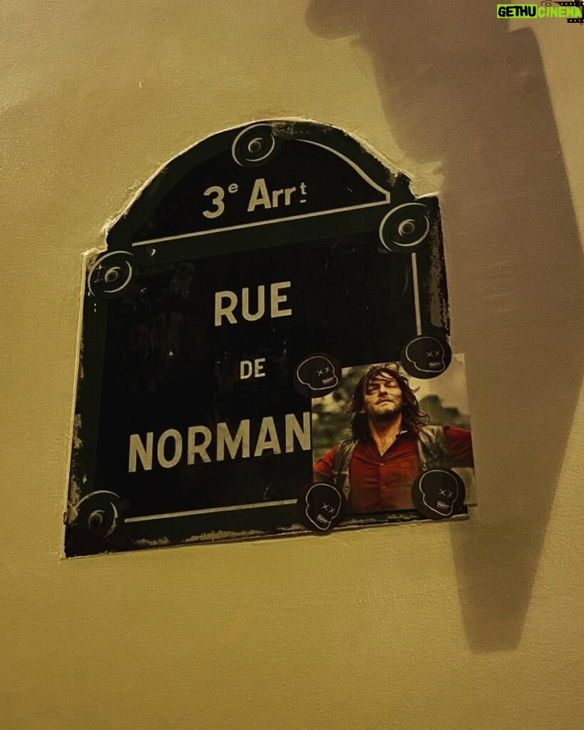 Norman Reedus Instagram - Thank u everyone that came last night. That was 🍌s. ( up til 17th) Paris, France