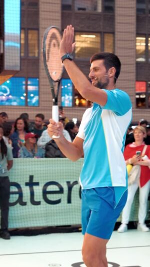 Novak Djokovic Instagram - To honour Novak Djokovic’s 24th Grand Slam, we are giving away a signed HEAD limited Speed tennis racquet by Novak Djokovic and a special edition waterdrop® bottle that showcases 24 Grand Slam victories in a unique way. And the best news are: we will pick 4 winners to celebrate each of his Grand Slam victories in New York. 🌃🏆

To participate, simply:
🎾 follow @headtennis_official , @djokernole , @waterdrop and @waterdrop.sports 
❤ like this post
🧍‍♂️🧍🏽 tag 2 friends
🤳🏼 share this post in your story (optional)

Competition ends on 2nd October 23:59 (CET)
This giveaway is not affiliated with Instagram in any way. Please be aware that some countries have been excluded, see T&C in bio. Good luck!🍀
 
#TeamHEAD |#USOpen | #Giveaway