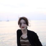 Oh Yeon-seo Instagram - 🖤
