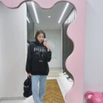 Oh Yeon-seo Instagram - 🤙