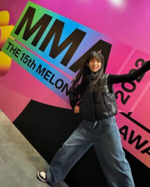 Ok Ye-rin Instagram - 감동이었던 #MMA ✨
#제로베이스원 #zerobaseone 
#신인상 축하드립니다 👏🏻

@melon_music 

#melonmusicawards2023 #멜론뮤직어워드 #시상식 #인스파이어아레나 #카주프렌즈 #카카오주니어8기 #카카오엔터테인먼트 #제로즈 #옥예린
