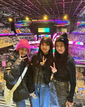 Ok Ye-rin Instagram - 감동이었던 #MMA ✨
#제로베이스원 #zerobaseone 
#신인상 축하드립니다 👏🏻

@melon_music 

#melonmusicawards2023 #멜론뮤직어워드 #시상식 #인스파이어아레나 #카주프렌즈 #카카오주니어8기 #카카오엔터테인먼트 #제로즈 #옥예린