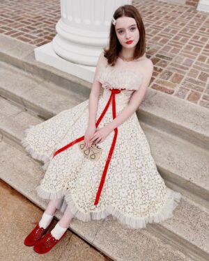 Olive Elise Abercrombie Instagram - Got to take 50s vintage out for a spin for Valentine’s Tea at the St Regis ❤️☕️❤️