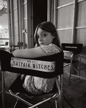 Olive Elise Abercrombie Instagram - Super fun day on @immortal_amc 🥀 
Ep 7 directed by @iamaostrander now streaming on @amcplus! 

Everyone was so nice and cool, it was wonderful to meet you all 👋🖤

#mayfairwitches