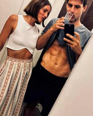 Olivia Palermo Instagram - My gut feeling asked me to come here 🤣😂 @vivamayrmariawoerth -

My body is always changing and it’s so important for my health to gut reset, detox and stress relief. 👌😀This week was so necessary and I learned so much from the great team of doctors and medical staff about the Modern Mayr medicine. 
Thank you all so much ❤️‍🩹🙏🏻🩷💁🏼‍♀️

#vivamayr #vivamayrmariawoerth