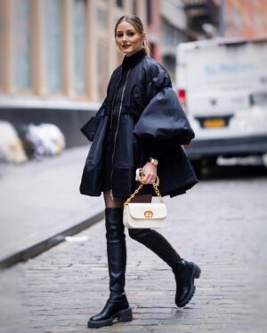 Olivia Palermo Instagram - Power Puff Girl 🖤

📷: @thestewartofny 
🧥: @simonerocha_ 
👕: @burberry 
🩳: @zara 
👢: @stuartweitzman 
👛: @dior
