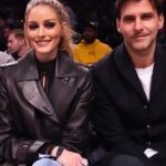 Olivia Palermo Instagram - Repped BK last night @brooklynnets 🏀⛹️ Thank you @mackage for the courtside seats!!! Barclays Center