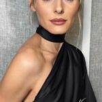 Olivia Palermo Instagram - Last night’s pre-holiday soiree look 🖤🤍⁣ ⁣ 💄: @andrea_tiller 💇🏼‍♀️: @kenna_hair_ 👗: @patbo 👢: @stuartweitzman New York, New York