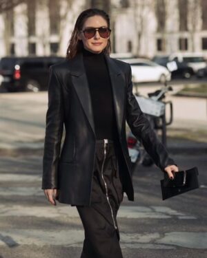 Olivia Palermo Instagram - The natural light just hits different in Paris 🌆

📷 1-5: @arturnechaev 
📷 6-9: @federicoavanzini 
📷 10: @vincenzo_grillo
