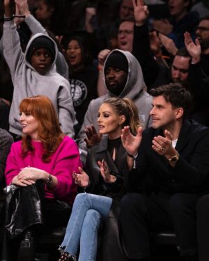 Olivia Palermo Instagram - Repped BK last night @brooklynnets 🏀⛹️ Thank you @mackage for the courtside seats!!!