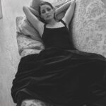 Olivia Palermo Instagram - Saying goodbye to October 🗓️ with some of my favorite shots from my @elle_spain October cover shoot ✨ 📷: @javierlopezphoto 👗: @sylviamontoliuelle 💄: @ivangomez 💇‍♀️: @paulasoroa Madrid, Spain