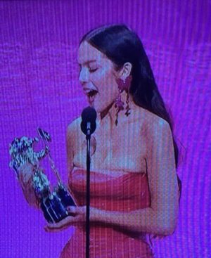 Olivia Rodrigo Instagram - my first vmas!!!! what an incredible night. thank u so much to all of u guys for making this happen. I’m the luckiest gal alive 💜🤘🏼