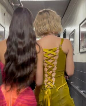 Olivia Rodrigo Instagram - my first vmas!!!! what an incredible night. thank u so much to all of u guys for making this happen. I’m the luckiest gal alive 💜🤘🏼