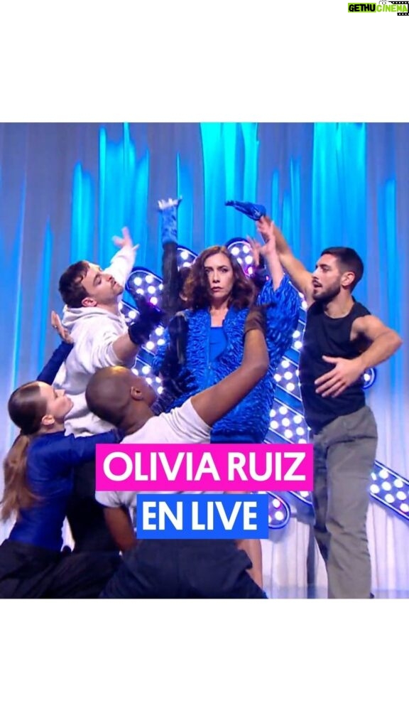 Olivia Ruiz Instagram - Olivia Ruiz a interprété « La réplique » sur le plateau de Quotidien 🎤