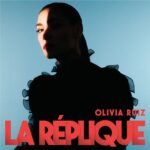 Olivia Ruiz Instagram – Surprise! 😉
À minuit, la chanson LE SEL, nouvel extrait de l’album à venir, sera entièrement votre. 
Hâte de savoir si elle vous plaît, et en attendant, que cette année soit pour chacun de vous telle que vous la rêvez!
Je vous embrasse ❤️

📸 @charlotteabramow 💙