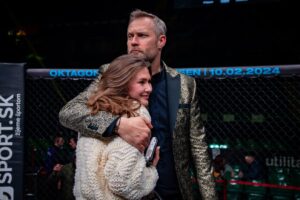Ondřej Novotný Instagram - We are family 🔥
@trimpik_ 
#Newcastle #Oberhausen #oktagonmma #familytime