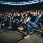 Ondřej Novotný Instagram - Po delsi dobe jsem neco cmaral na flipchart😜 Skvele publikum, tezke, ale o to zajimavejsi sekundovani hostum na stage a pro me spoustu inspirace. Dekuju za duveru🙏 @konference_cesty_na_vrchol #fightlifepokracuje