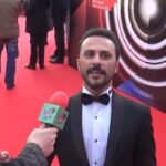 Onur Dilber Instagram - #moscowfilmfestival2019 #kalinkakalinkadiyincerusoluyomuşsun #kalinkakalinka 🤪 #kapan 🎬 #trap @mmkf_official Moscow