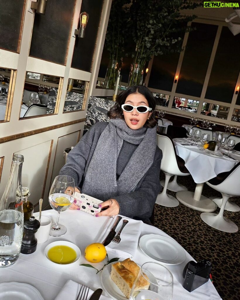 Oranicha Krinchai Instagram - 🥐🍋☀️ Loulou Paris Restaurant