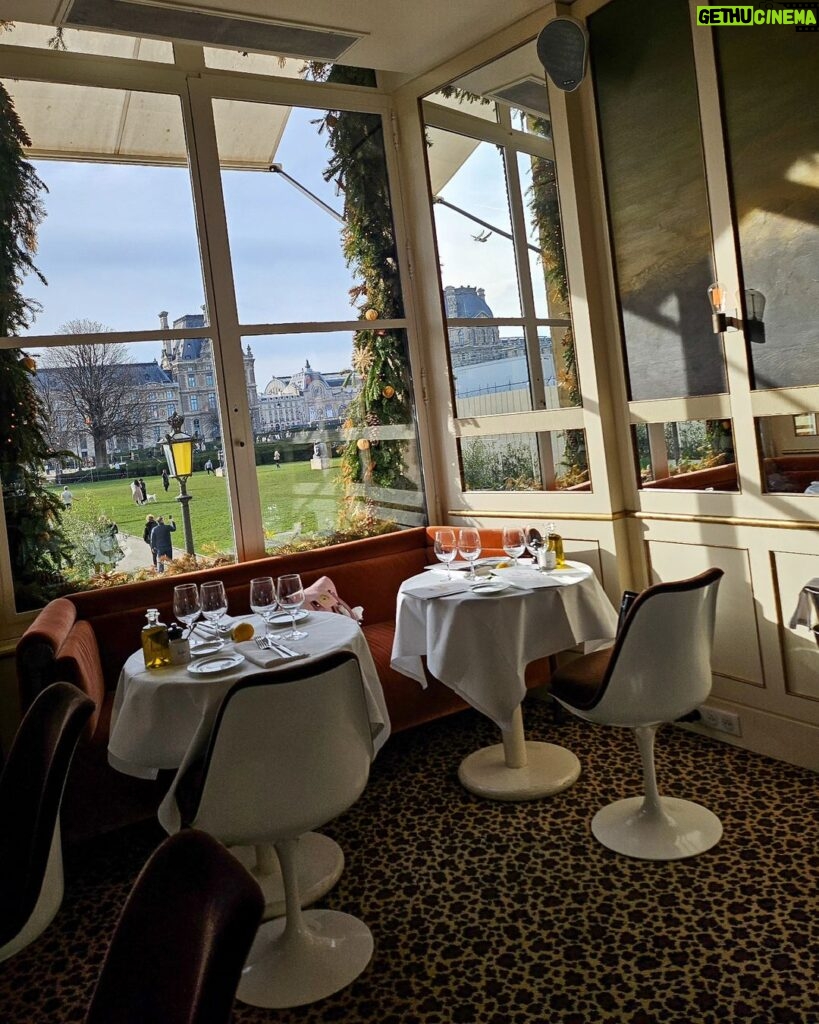 Oranicha Krinchai Instagram - 🥐🍋☀️ Loulou Paris Restaurant