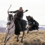 Orlando Bloom Instagram - When we were filming Lord of the Rings, I fell off a horse, got an x ray, got told I broke a rib and that there was nothing they could do, and then I got back on the horse. It was painful but I’d been through worse — when I broke my back in 1998 and was told I would never walk again. Mental health is just as important as physical health, but for me the two are pretty connected… How does your physical health impact your mental health? What do you all do to recharge?🙏#mentalhealthawarenessmonth