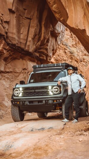 Orlando Bloom Instagram - Working with @orlandobloom to build a weekend warrior adventuremobile has been nothing short of impressive. He is one of the quickest learners I have had the pleasure of taking on trails. He caught onto the mechanics of the Bronco and off-road technique in no time. Catch the full video on my YouTube channel [Link In Justin’s Bio]