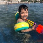 Ozan Dağgez Instagram - #summer #seafunandsun #rauferezdağgez @eda_saritasdaggez Kefi Beach